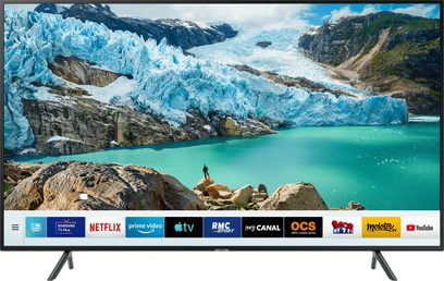 Samsung UE43RU7175-TV som viser et landskapsbilde av en isbre og en turkis innsjø omgitt av snødekte, bratte fjell