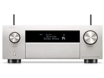 Ampli home-cinéma Denon AVC-X4800H argent, vue de face, affichage bleu "Blu-ray Dolby Atmos", deux molettes argentées