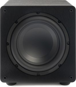 Paradigm Essentials Sub 10 subwoofer sett forfra, svart kabinett med en sentral, sirkulær høyttaler omgitt av skruer