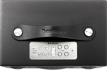 Trådløs, tilsluttet højttaler Audio Pro ADDON C3 i sort, set forfra, med kontrolknapper og logo på frontgitteret