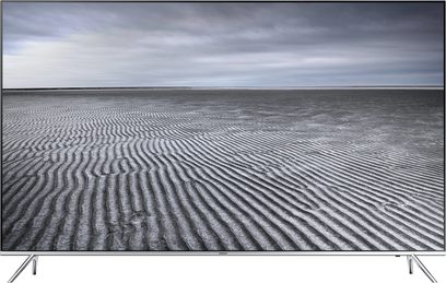 Samsung UE49KS7000-fjernsyn viser et bølget sandstrand under en skyet himmel, set forfra i bred optagelse
