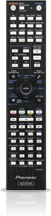 Sort Pioneer AXD7690 fjernbetjening med mange grå og hvide knapper, LCD-skærm øverst, set forfra
