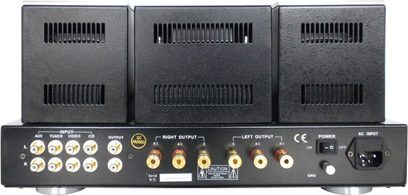 Amplificatore hi-fi a valvole Jolida JD 303 nero, vista posteriore che mostra 3 coppie di connettori RCA e 3 coppie di terminali a vite