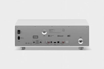 Sonoro Prestige radio in glanzend wit - zilver, achteraanzicht, audio- en netwerkaansluitingen, knoppen en lcd-scherm