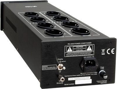 Strømrenser Taga Harmony PC-5000 sort med 8 stik, rektangulært kabinet, bagtilslutninger, afbryder, tekniske inskriptioner