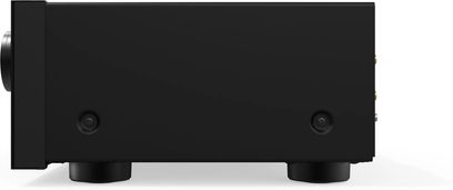 Hi-fi stereo ojačevalnik Onkyo TX-8470, levi stranski pogled, črno ohišje, 2 črni okrogli nogi, 2 vidna vijaka