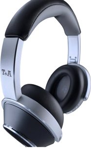 T+A Solitaire T PRO hi-fi-hodetelefoner i svart og sølv, sett skrått forfra, med polstret hodebøyle og øreputer