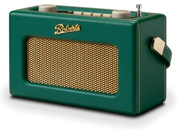 Radio stołowe Roberts Revival Uno BT, widok z trzech czwartych z przodu, prostokątna obudowa z zielonej, ziarnistej ekoskóry z metalową, złotą kratką głośnika, kremowe przyciski na górze, chromowany teleskopowy antena i dopasowane boczne uchwyt