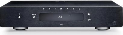 Primare I15 Schwarz Stereo-Hi-Fi-Verstärker, Frontansicht, schwarze Frontblende mit blauer Anzeige, silberfarbener Wählschalter und Tasten