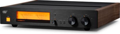 Preamplificador phono MoFi Electronics MasterPhono, frontal negro con vúmetro naranja, mandos giratorios y laterales de nogal