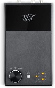 Convertitore audio DAC Mofi Electronics StudioDAC nero in alluminio spazzolato, frontale con manopola rotante e spie LED
