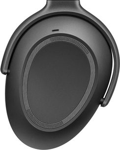 Circumaurální bezdrátová sluchátka Sennheiser PXC 550-II černá, levý boční pohled, uzavřená mušle s perforovanou mřížkou