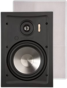 juoda į sieną įmontuojama ArtSound RE2040 kolonėlė, vaizdas iš priekio su metaliniu žemųjų dažnių garsiakalbiu ir centriniu aukštųjų dažnių garsiakalbiu bei baltais grotelių dangteliais