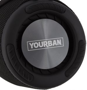 Přenosný reproduktor Yourban Getone 45, pohled zepředu, stříbrný kruhový povrch s koncentrickým vzorem, černý texturovaný okraj