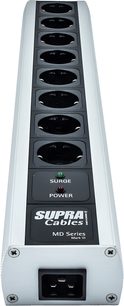 Supra MainBlock MD08-EU/SP MK3 sølvfarvet aluminium overspændingsbeskyttet stikdåse, 8 sorte Schuko-udtag, Surge/Power-indikatorer set ovenfra
