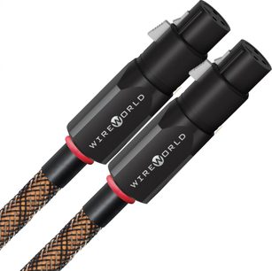 Analogs RCA audio kabelis Wireworld Eclipse 10 XLR, melni cilindriski savienotāji, divkrāsu pīts apvalks, sarkani gredzeni