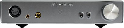 Nuprime AMG HPA hovedtelefon-forstærker i mørkegrå, set forfra, med hovedtelefonstik og forgyldte knapper på forsiden