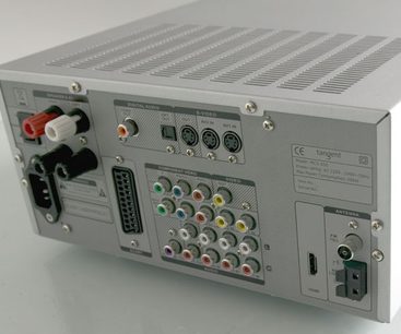 Tangent MCS650DVD + Evo grå audio-/videoforstærker, frontpanel med audio- og videostik, frontvisning