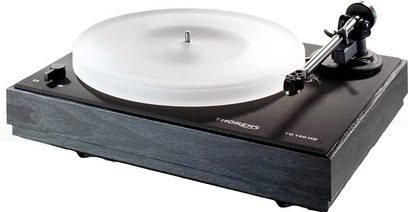 Thorens TD 160HD hi-fi pladespiller i sort, hvid pladetallerken, TP 250 tonearm, støvlåg, træfødder, enkel, kvalitet