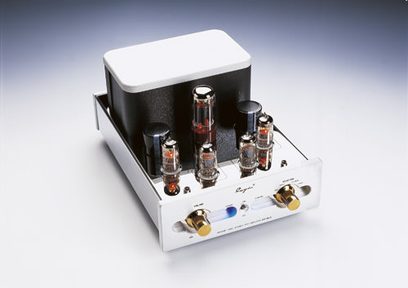 Cayin SC6-LS sort og sølv stereo forforstærker, perspektivisk frontvisning, 4 vakuumrør, forgyldte knapper og stik