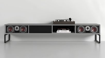 Mueble de audio y video Clic Classic Series Modelo 141 gris mate, vista frontal, altavoces integrados, patas de metal negro
