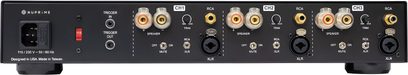 Nuprime Fusion-3X multikanals effektforstærker, bagside, RCA- og XLR-stik, højttalerterminaler, kontakter