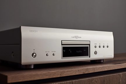 Denon DCD-1700 silber