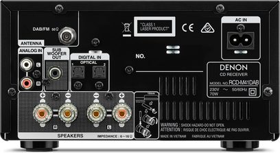 Denon RCD-M41DAB sort hi-fi minianlæg, set forfra, med cd-afspiller, porte, knapper, digitalt display og højttalere