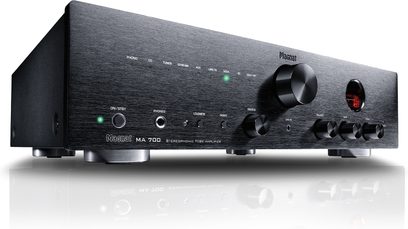 Magnat MA 700